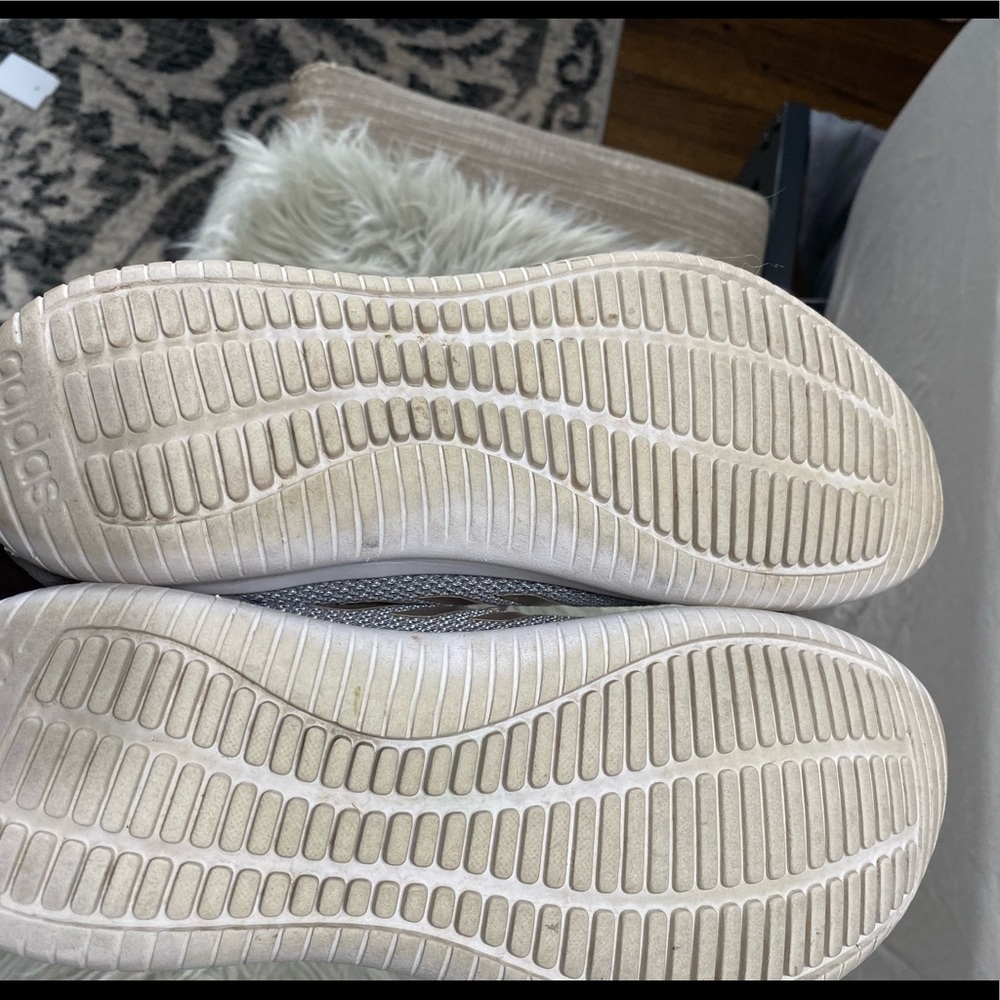Adidas - Picture 3 of 3